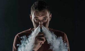 bringing a puff bar on the plane