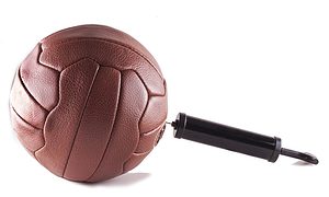 inflating ball with pump