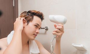 Taking a blow-dryer on a plane