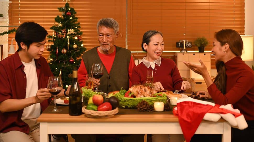 Family enjoying Thanksgiving meal